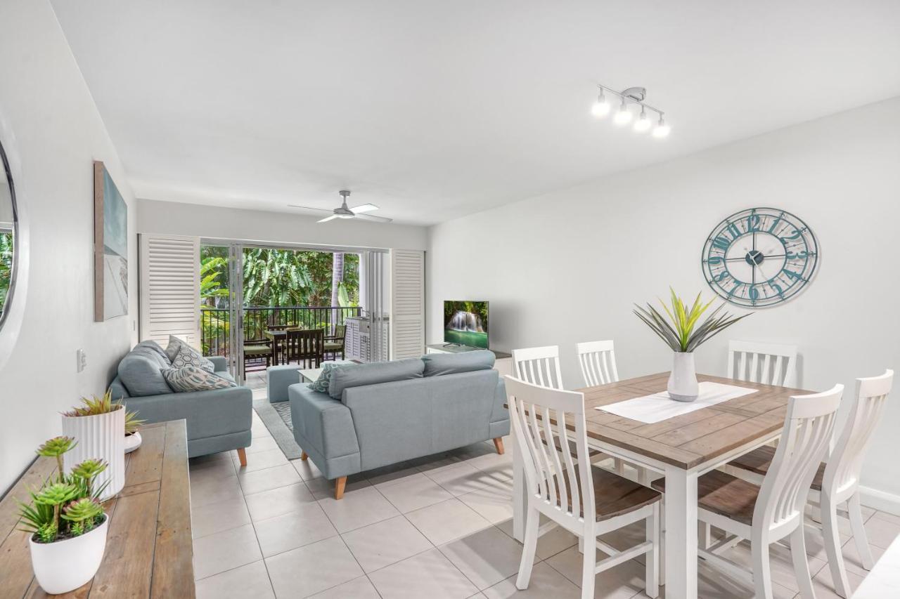The Beach Club Premium Private Apartments Palm Cove Exteriör bild