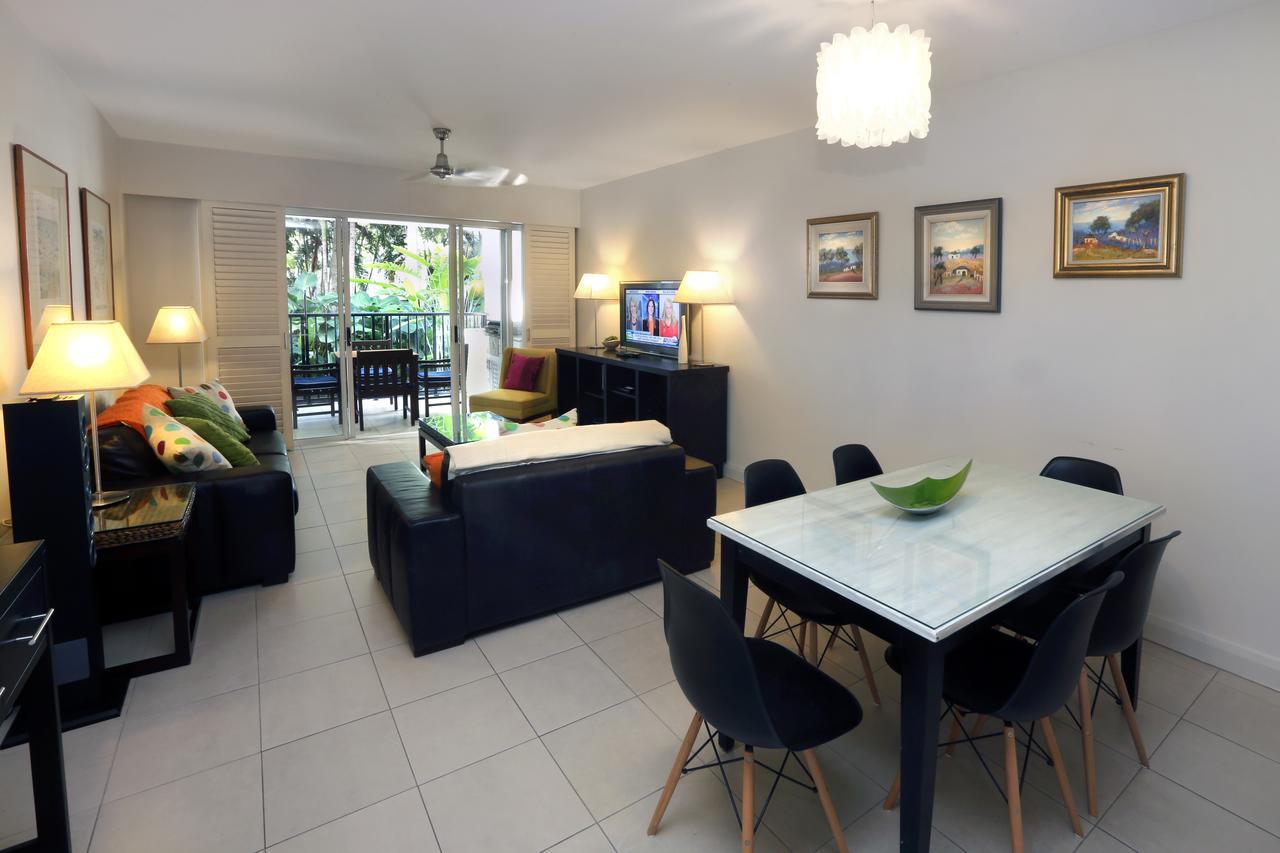 The Beach Club Premium Private Apartments Palm Cove Exteriör bild