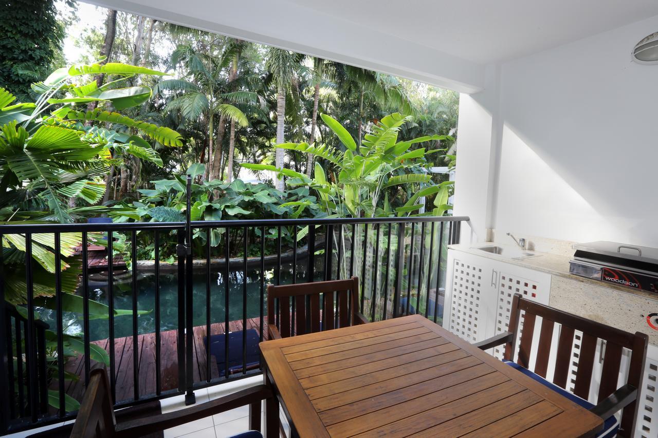 The Beach Club Premium Private Apartments Palm Cove Exteriör bild