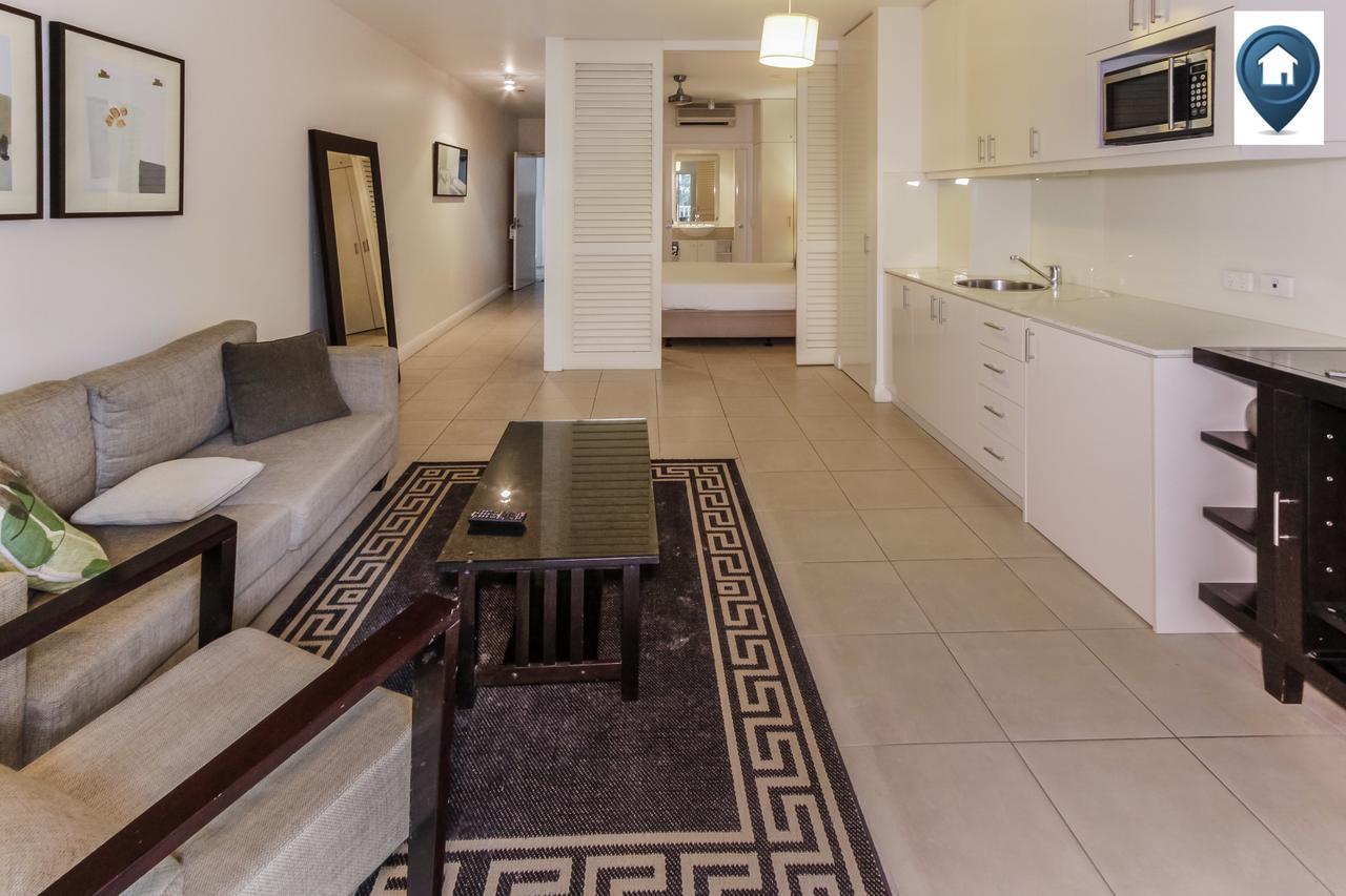 The Beach Club Premium Private Apartments Palm Cove Exteriör bild