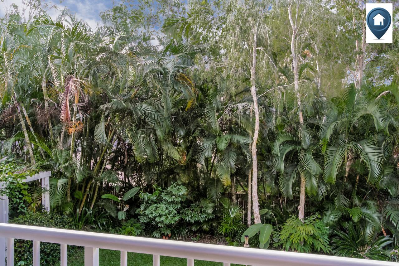 The Beach Club Premium Private Apartments Palm Cove Exteriör bild