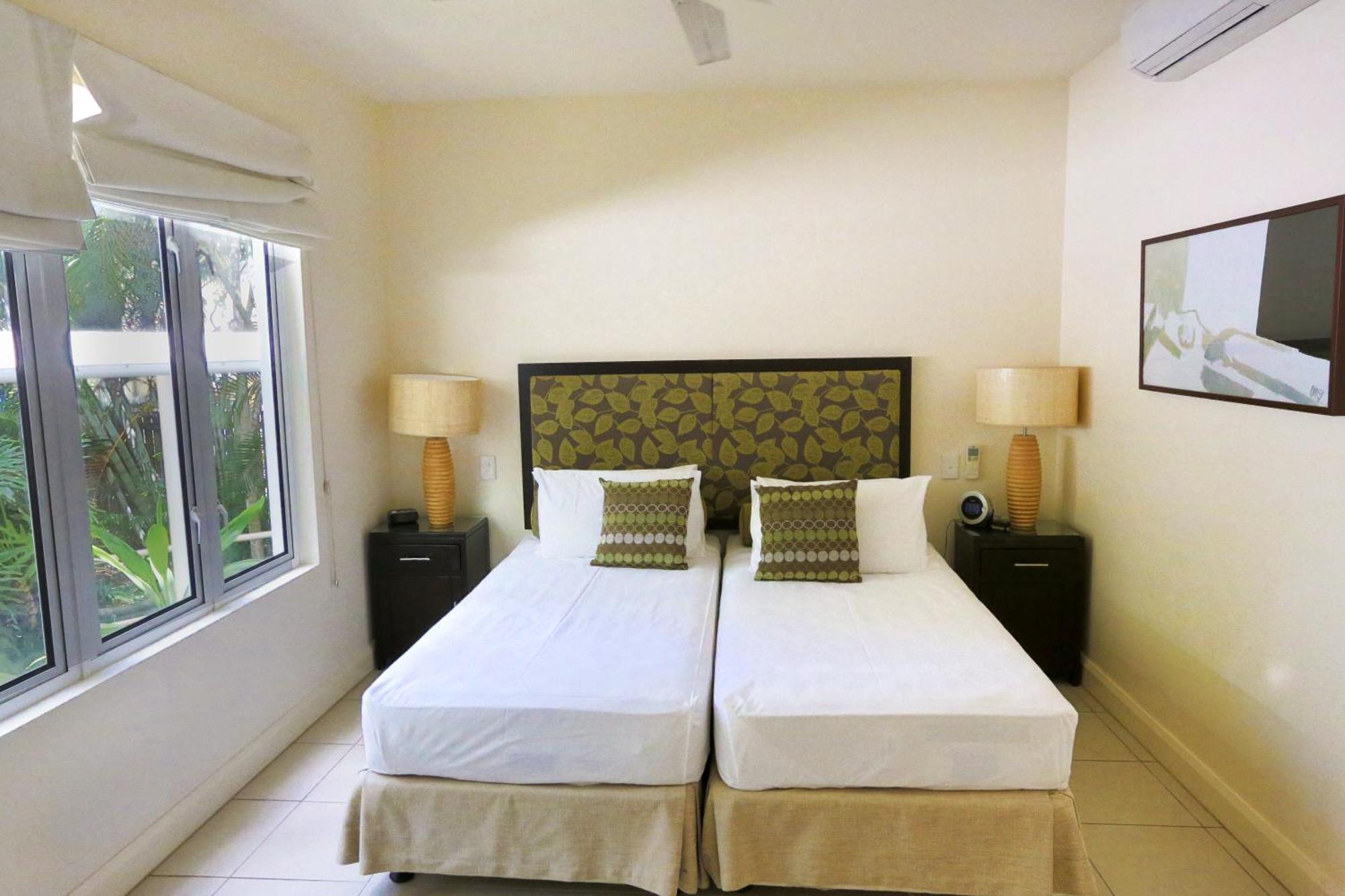The Beach Club Premium Private Apartments Palm Cove Exteriör bild